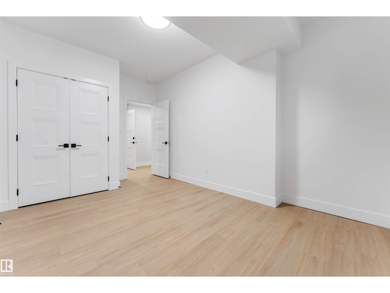 131 24 ST SW - Image 58