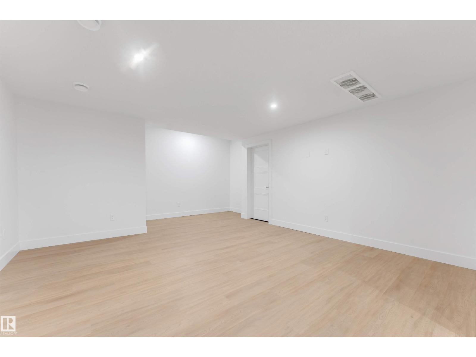 131 24 ST SW - Image 59