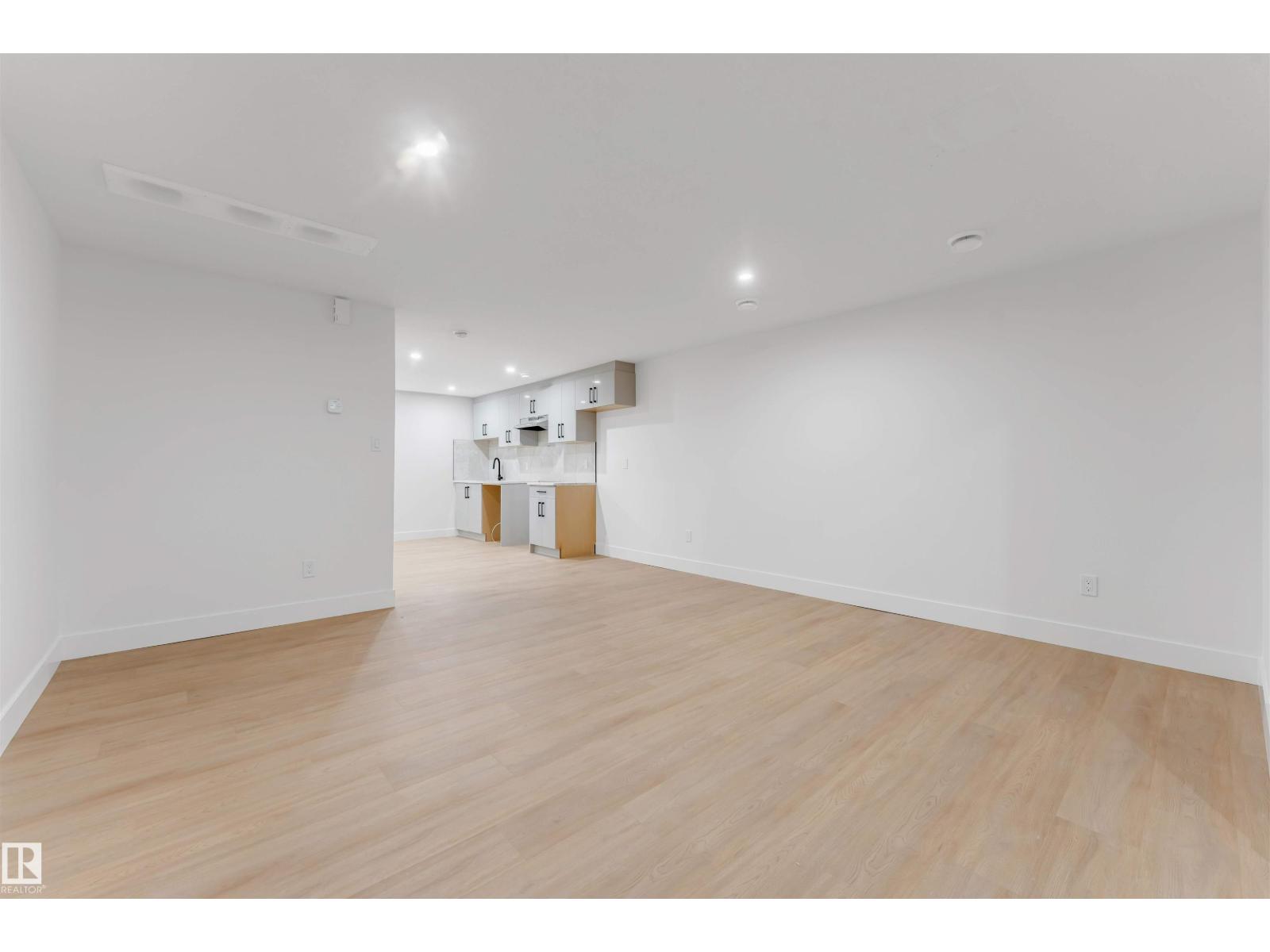 131 24 ST SW - Image 54