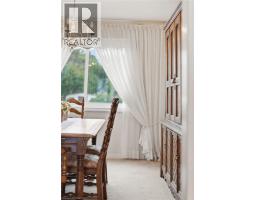 Family room - 158 Rushdale Drive, Hamilton, ON L8W2Z3 Photo 13