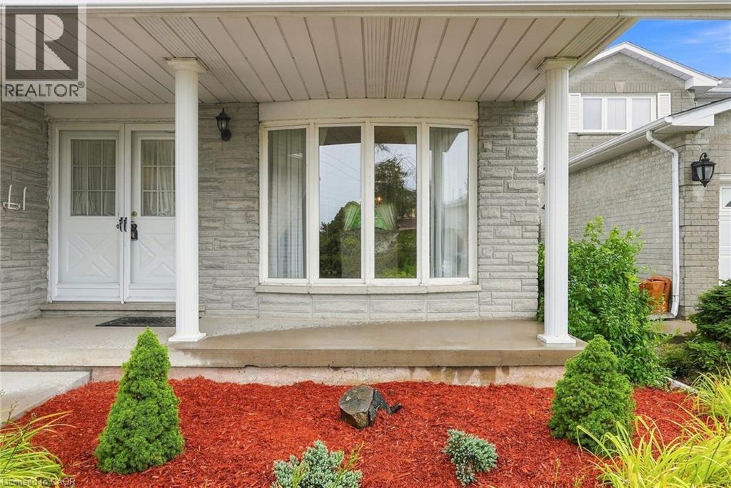 158 RUSHDALE Drive, Hamilton — photo 4