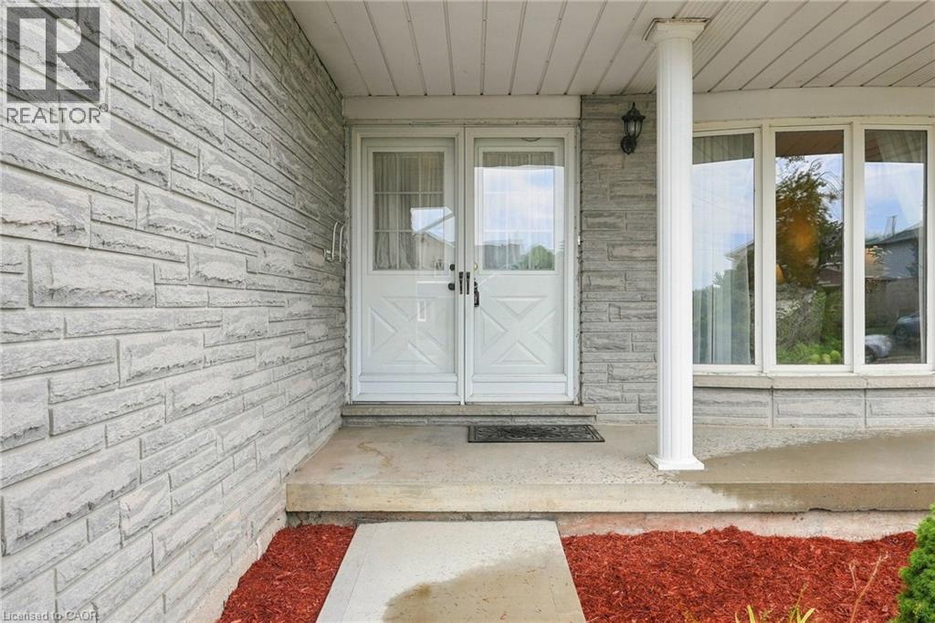 158 RUSHDALE Drive, Hamilton — photo 5