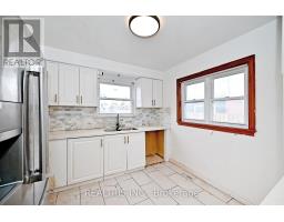 Laundry room - 116 Sutherland Avenue, Brampton, ON L6V2H7 Photo 10