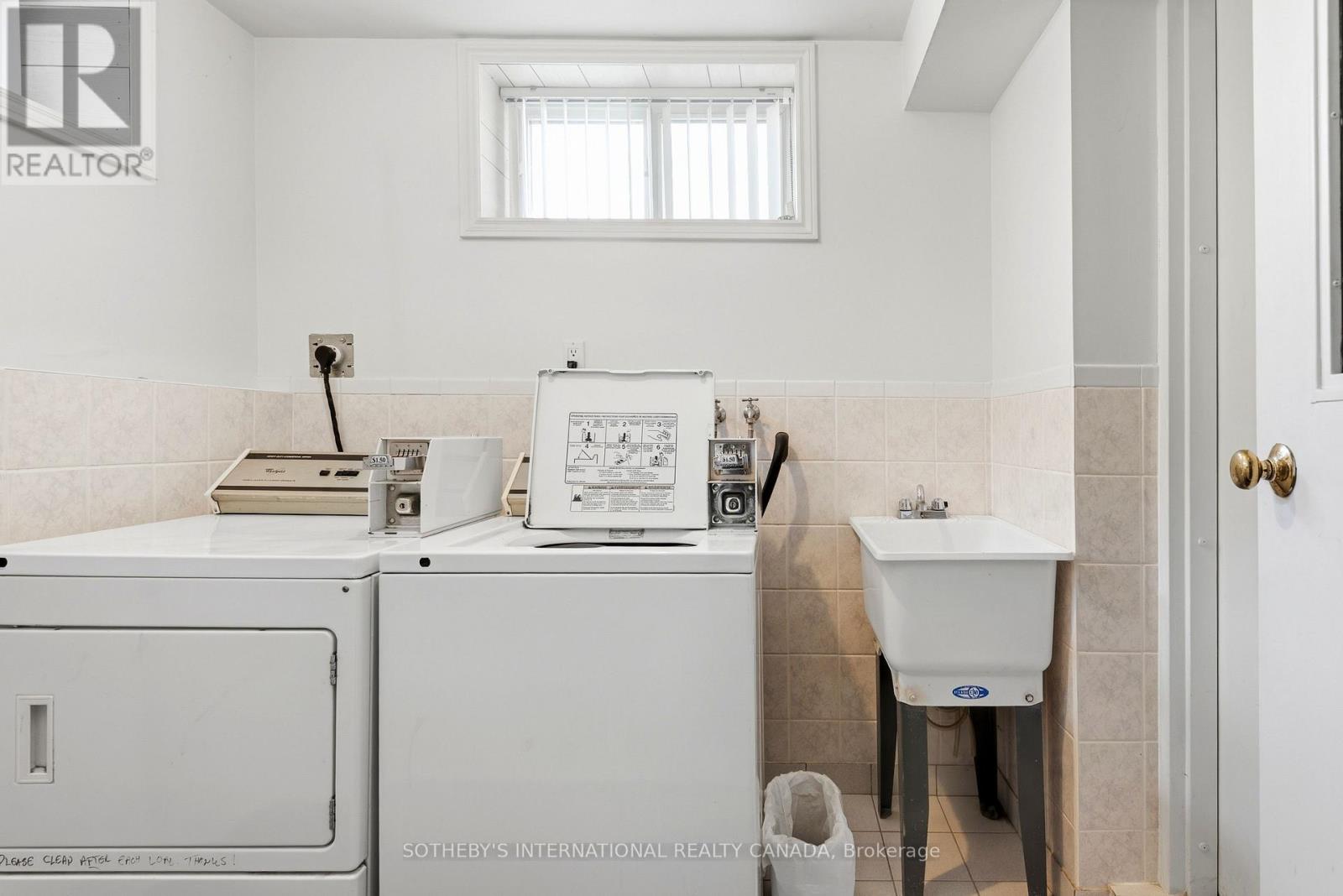 376 SUNNYSIDE AVENUE - Image 28