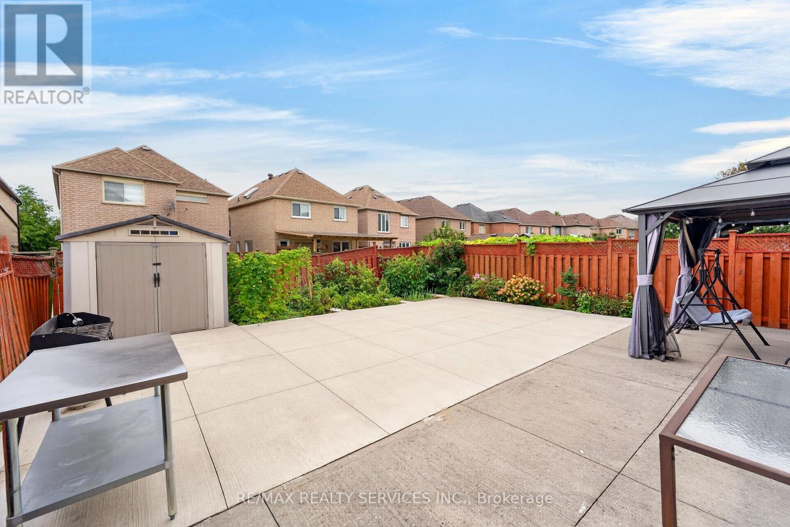 47 TWISTED OAK STREET - Image 43