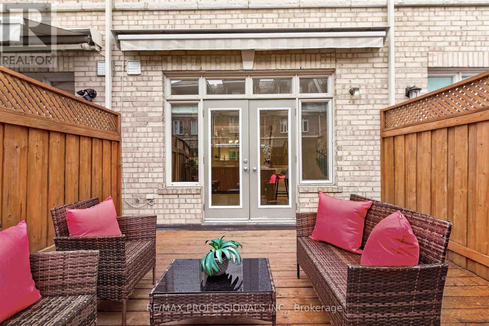 80 FURROW LANE - 22