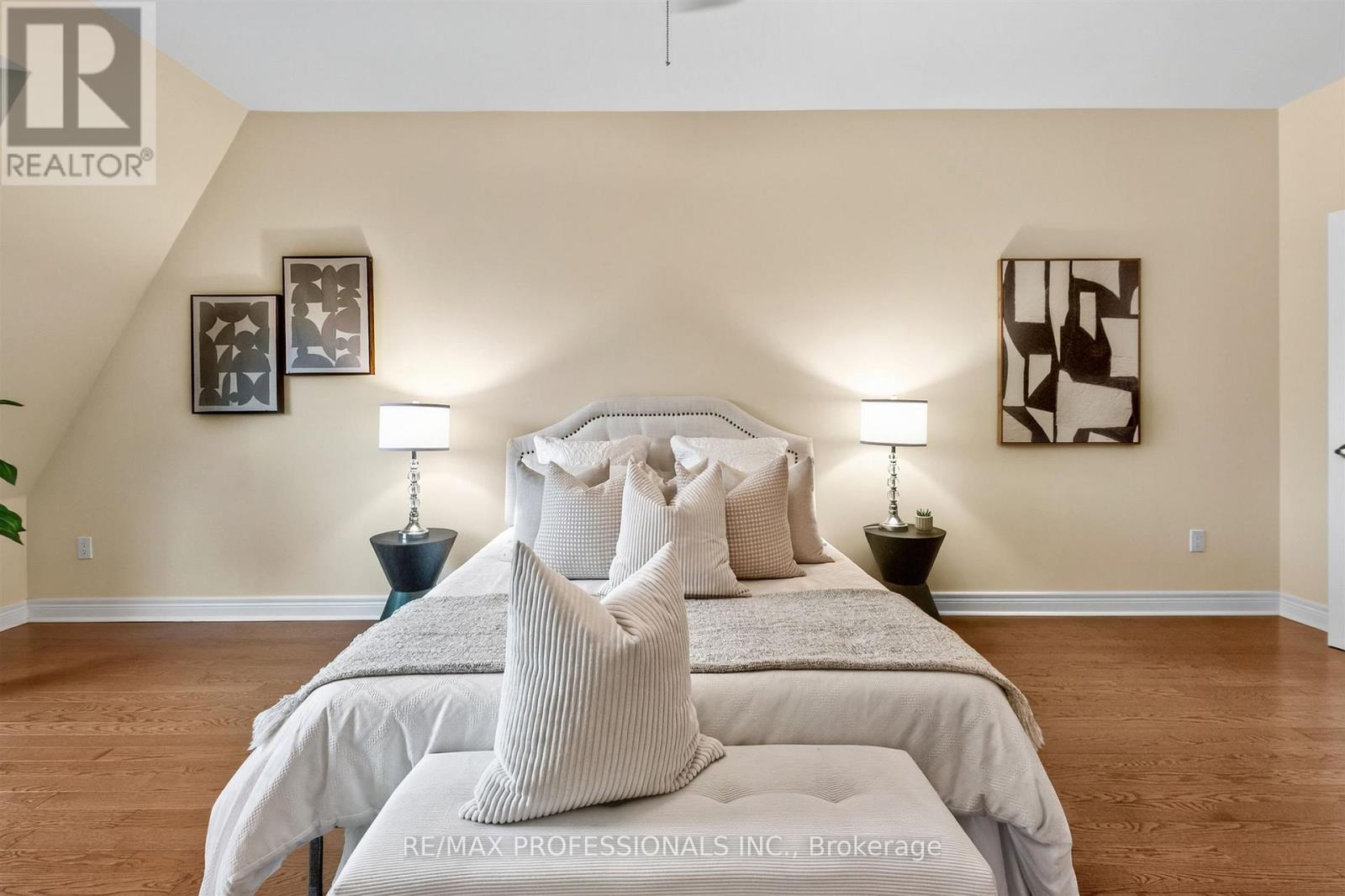 80 FURROW LANE - 32