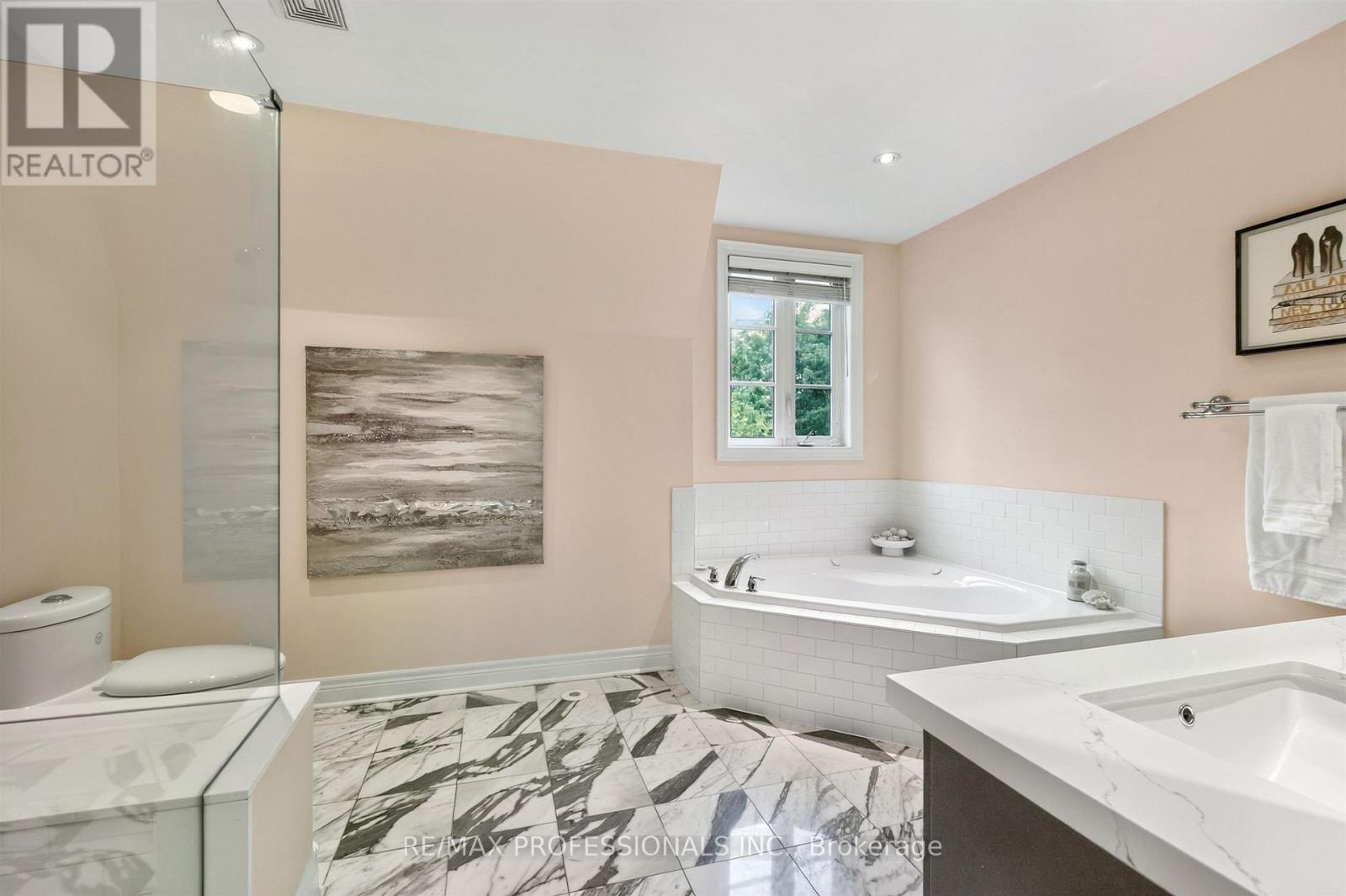 80 FURROW LANE - 38