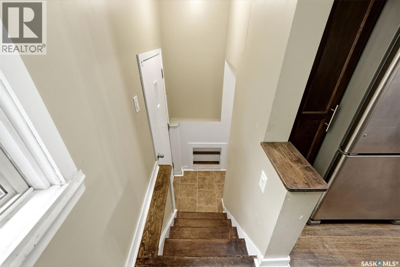 1112 College AVENUE - Image 19