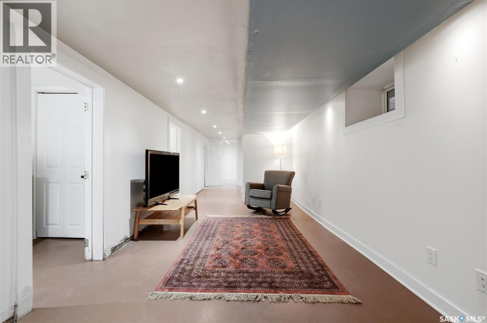 1112 College AVENUE - Image 20
