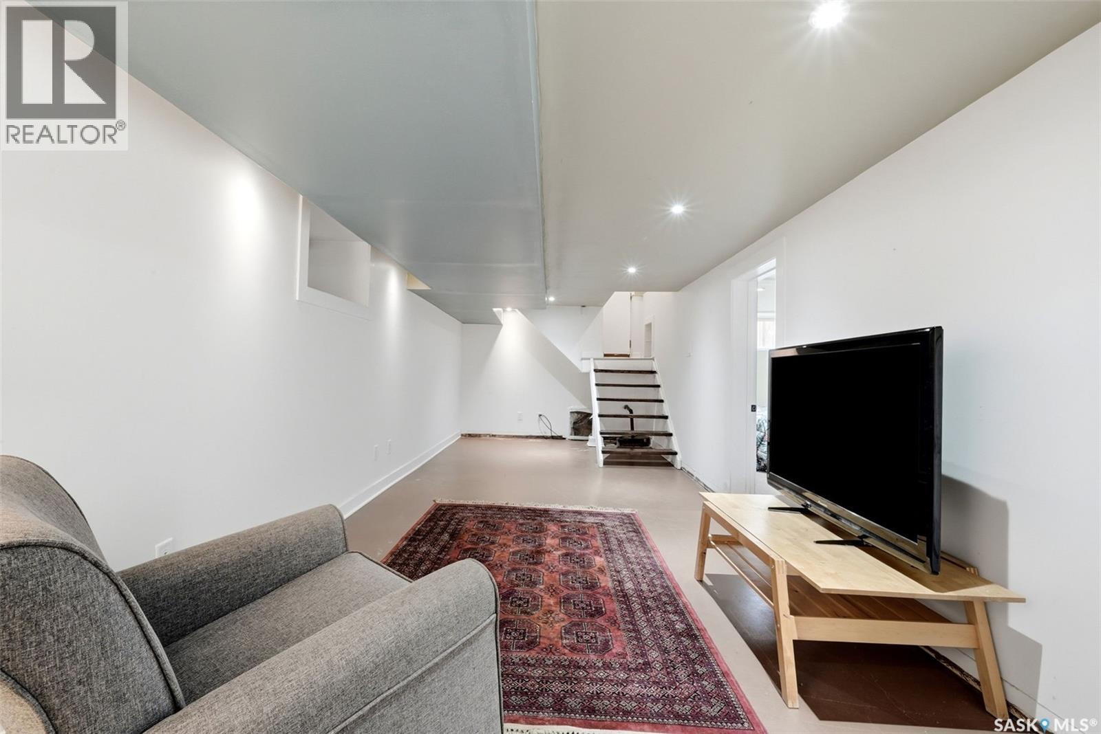 1112 College AVENUE - Image 21