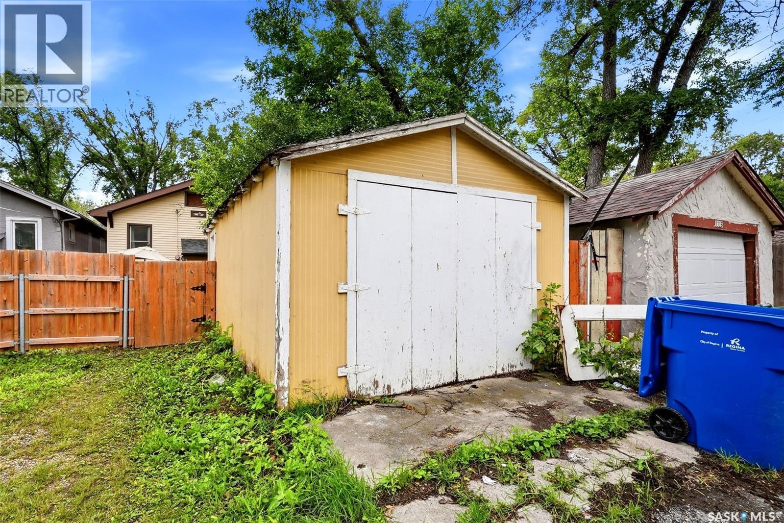 1112 College AVENUE - 34