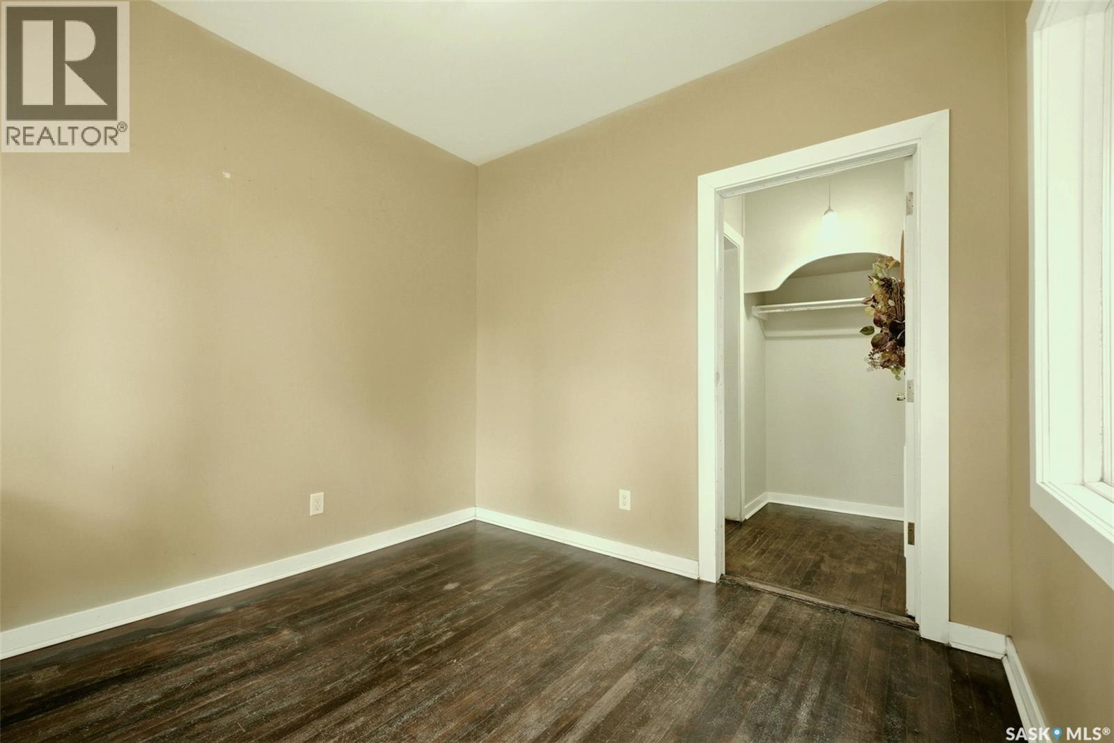 1112 College AVENUE, Regina — photo 6