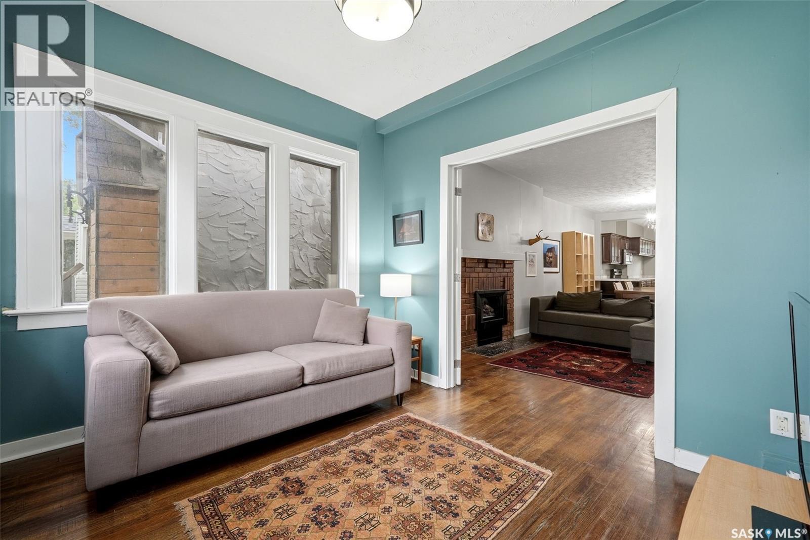 1112 College AVENUE - 8