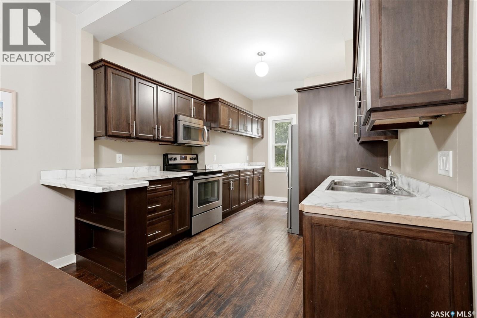 1112 College AVENUE - 9