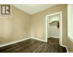 Bedroom - 1112 College Avenue, Regina, SK S4P1A8 Photo 6
