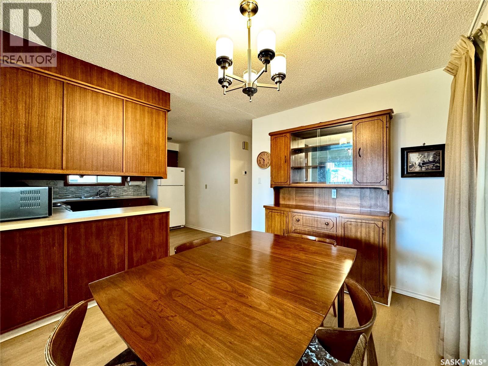 2025 McDonald STREET, Regina — photo 6
