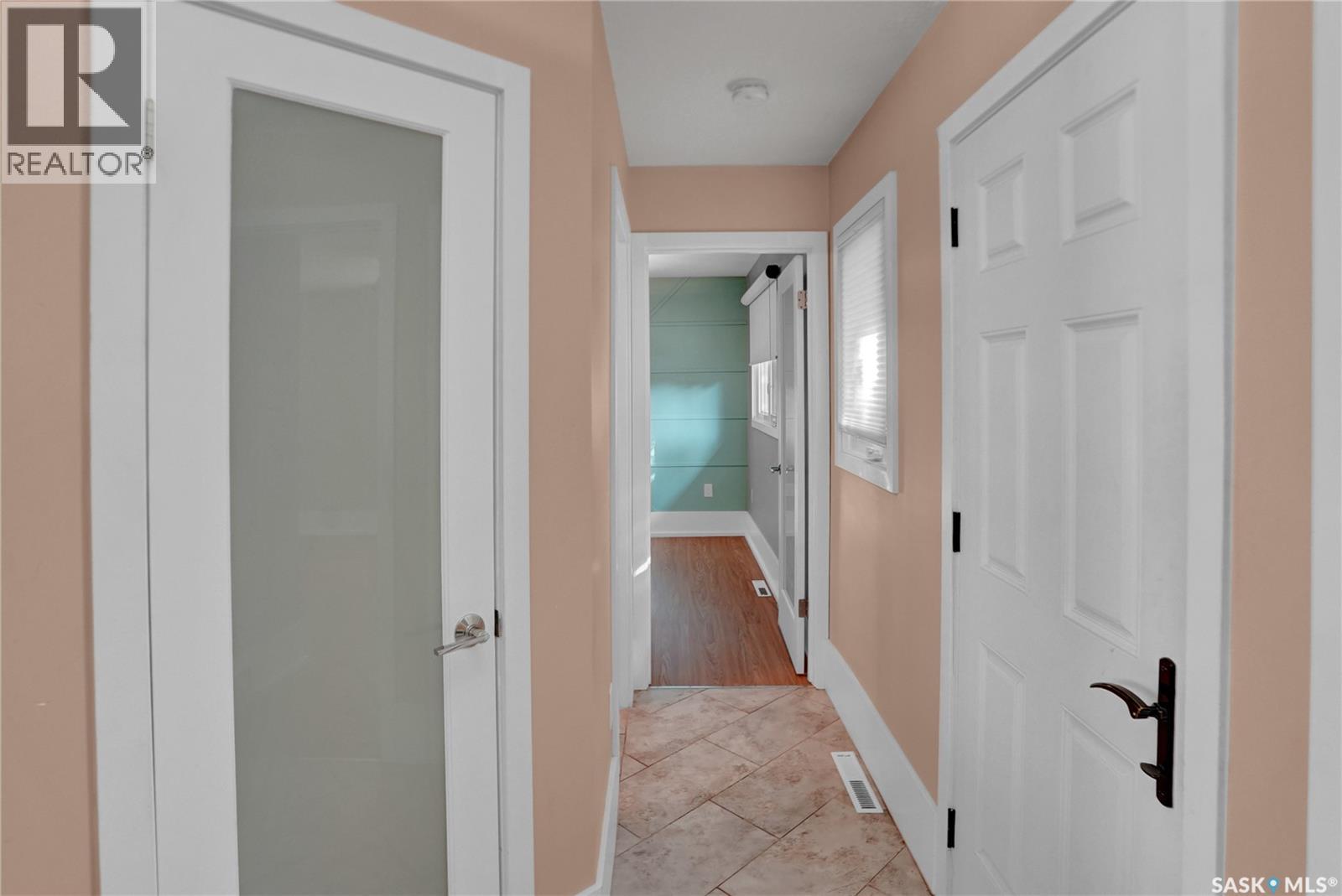 877 Elgin AVENUE - Image 22