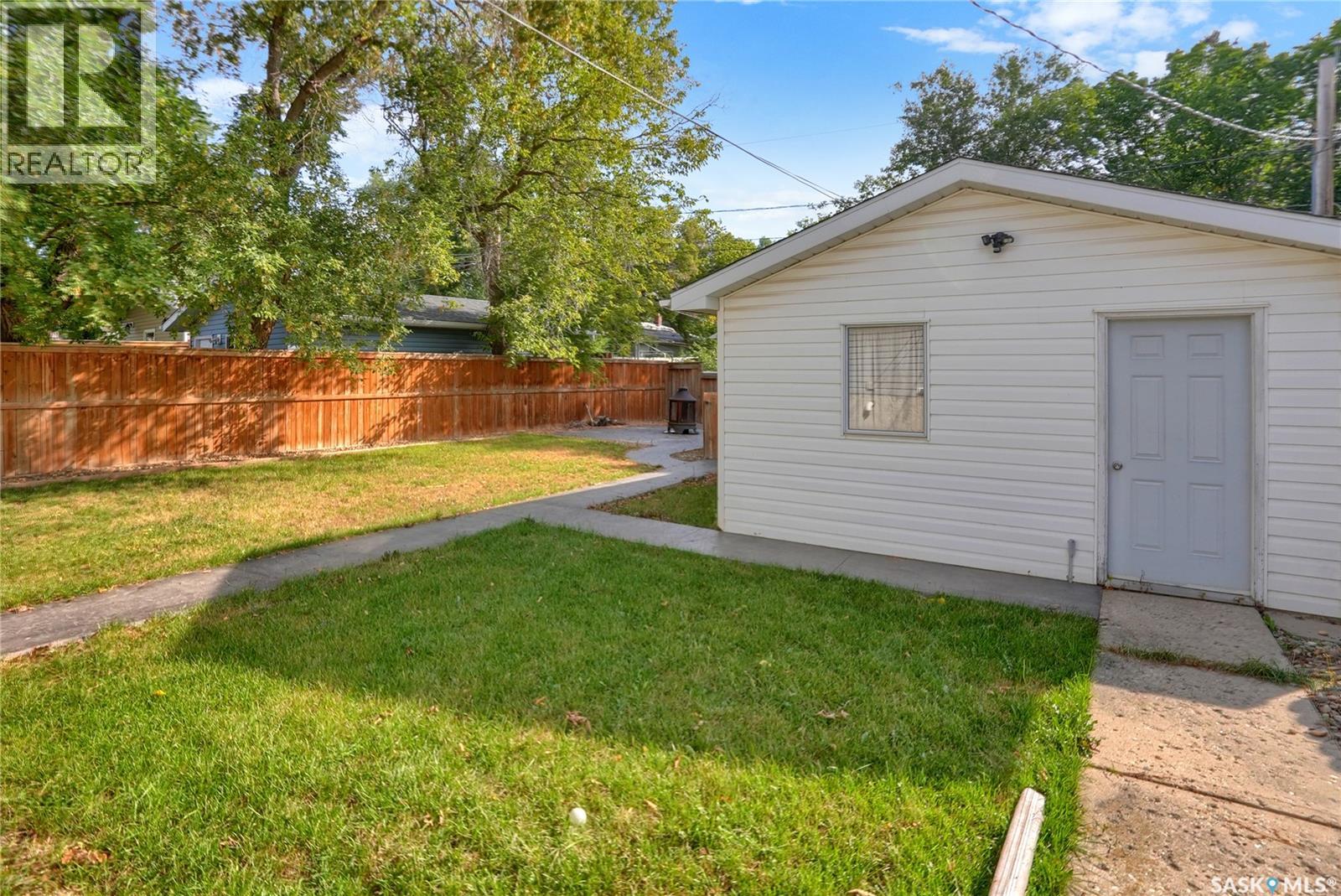 877 Elgin AVENUE - Image 54