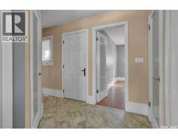 877 Elgin Avenue, Moose Jaw, SK S6H4G6 Photo 21