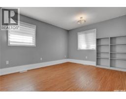 877 Elgin Avenue, Moose Jaw, SK S6H4G6 Photo 24