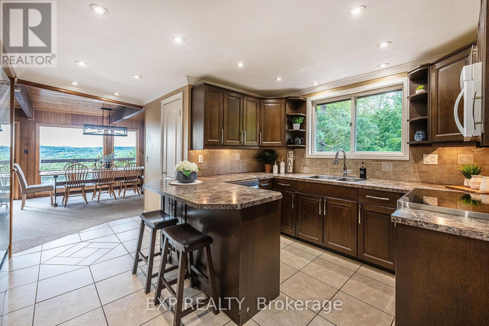 637166 PRINCE OF WALES ROAD - 18