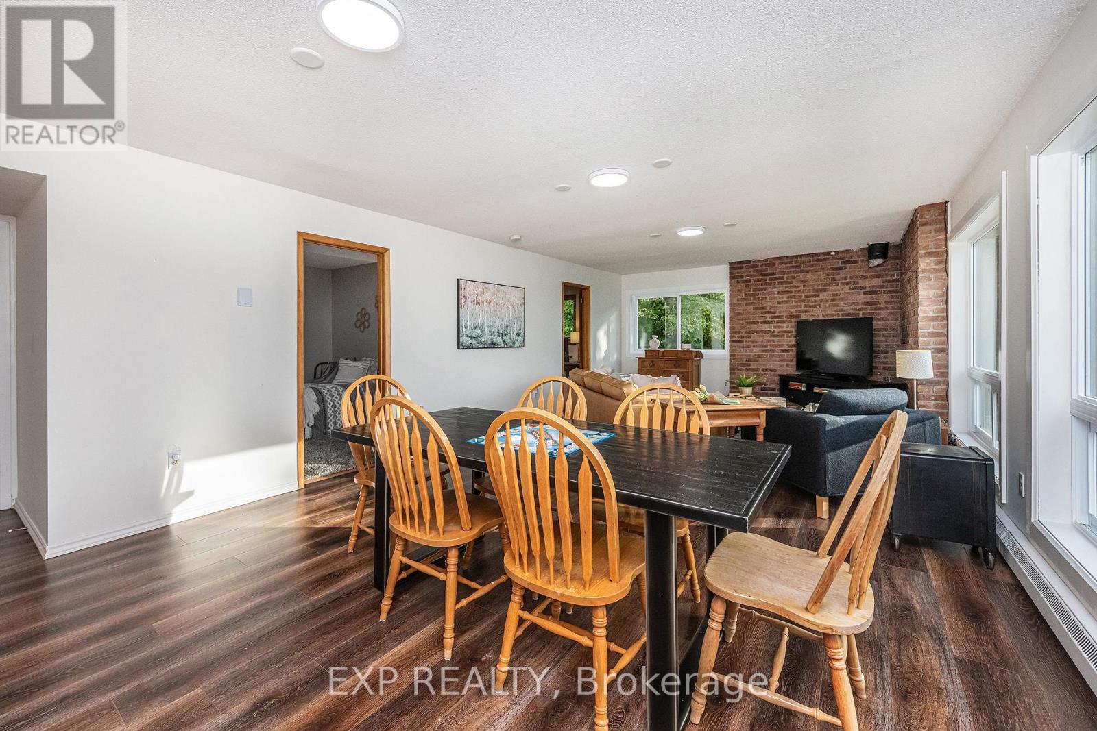 637166 PRINCE OF WALES ROAD - 27