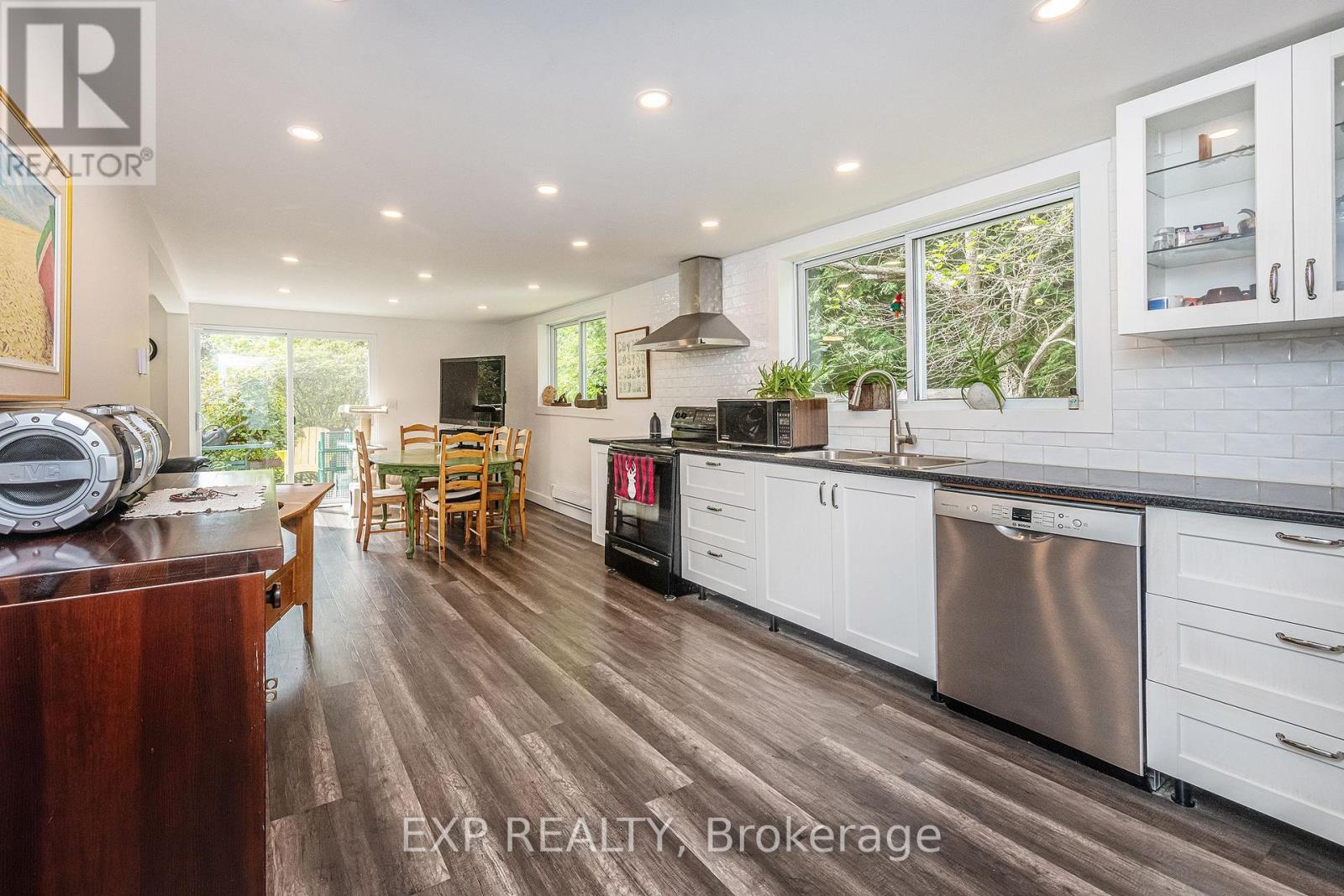 637166 PRINCE OF WALES ROAD - 39