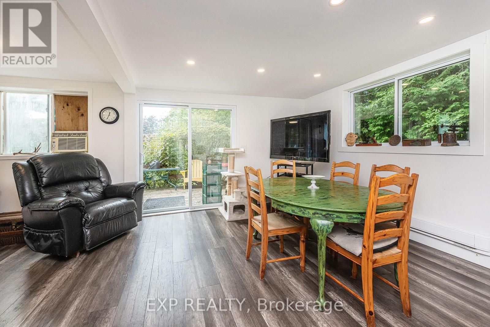 637166 PRINCE OF WALES ROAD - 40