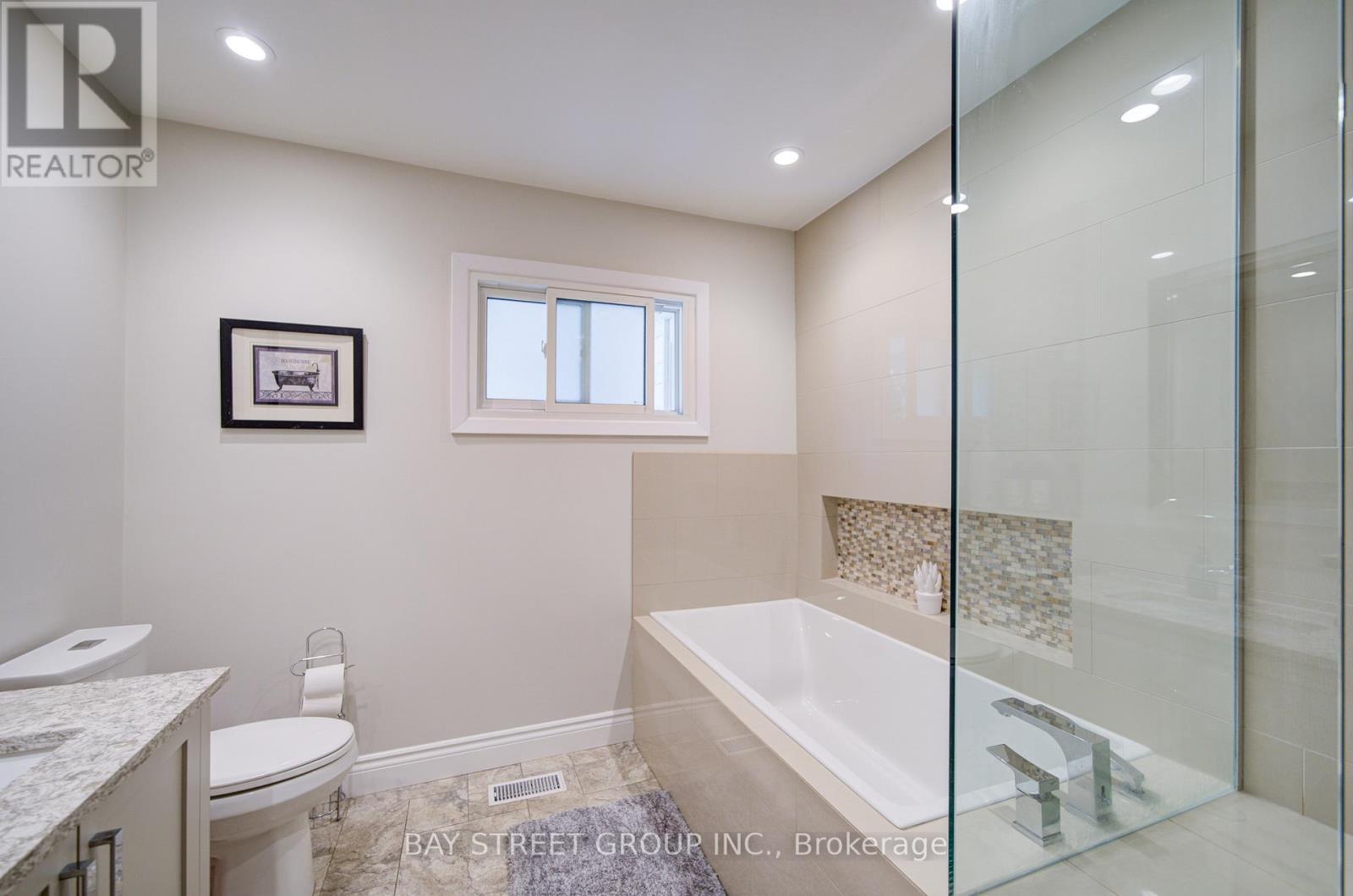 88 MARSDALE DRIVE - 29