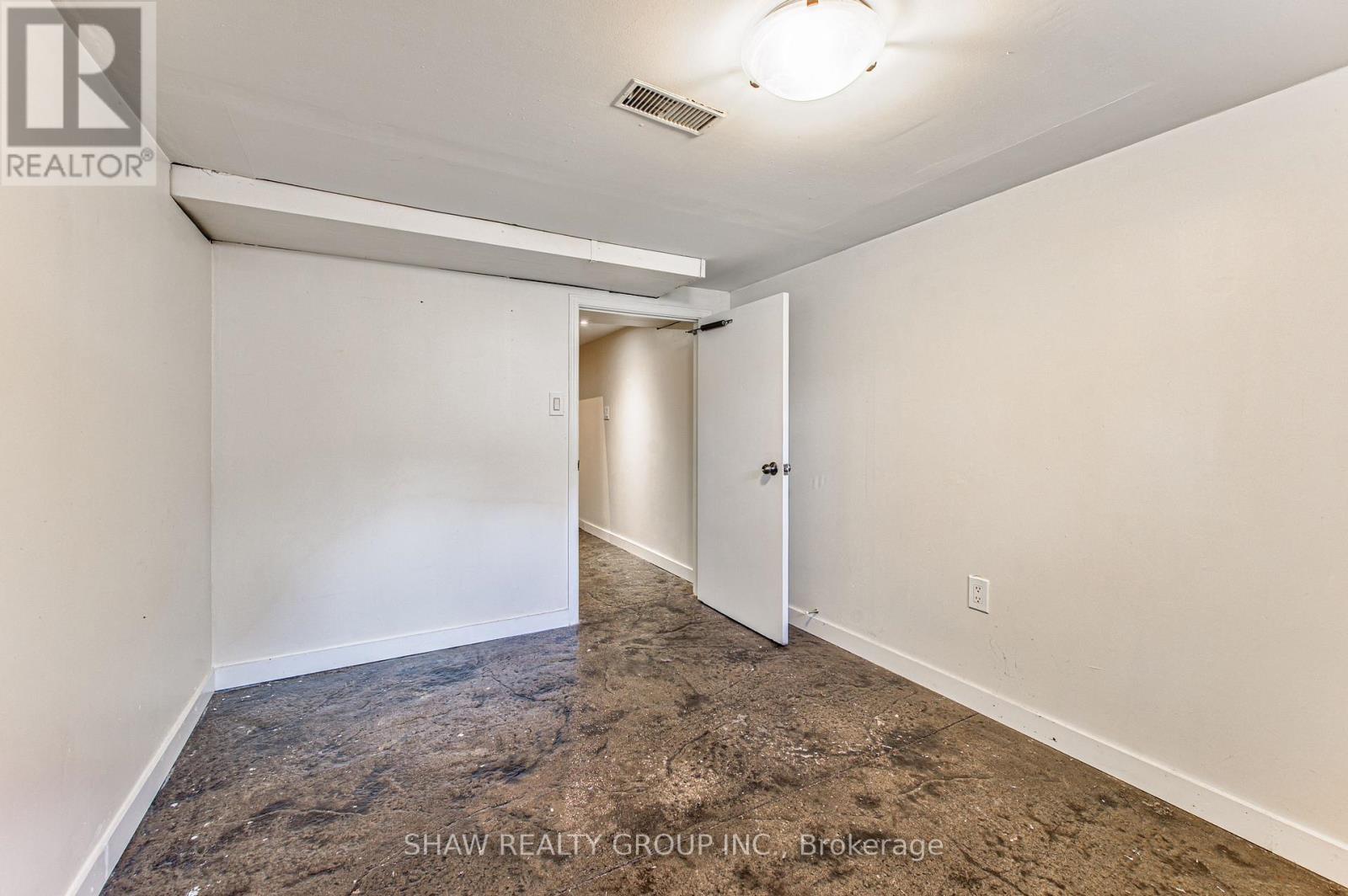 84 FRANKLIN STREET S - Image 30
