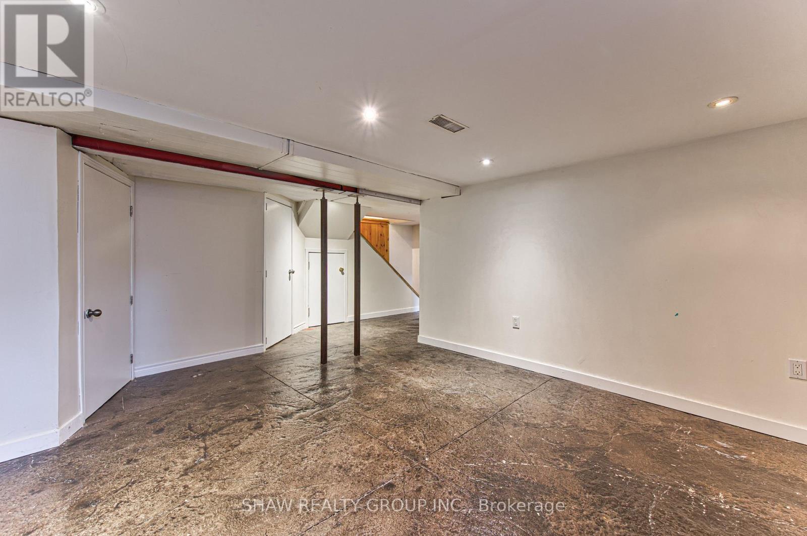 84 FRANKLIN STREET S - Image 33