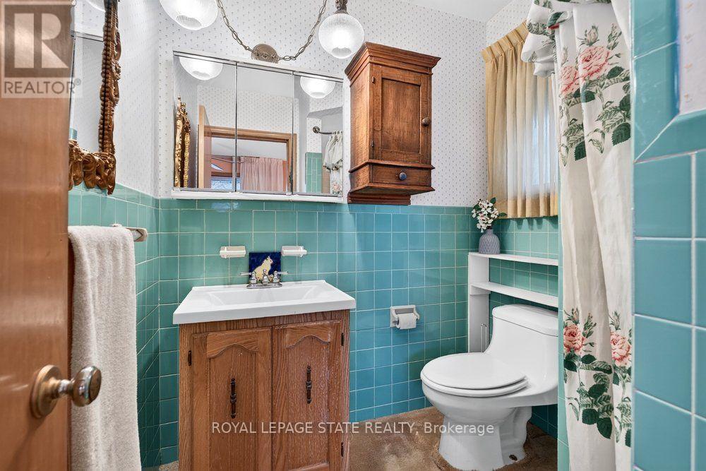 558 MOUNTAIN BROW BOULEVARD - 33