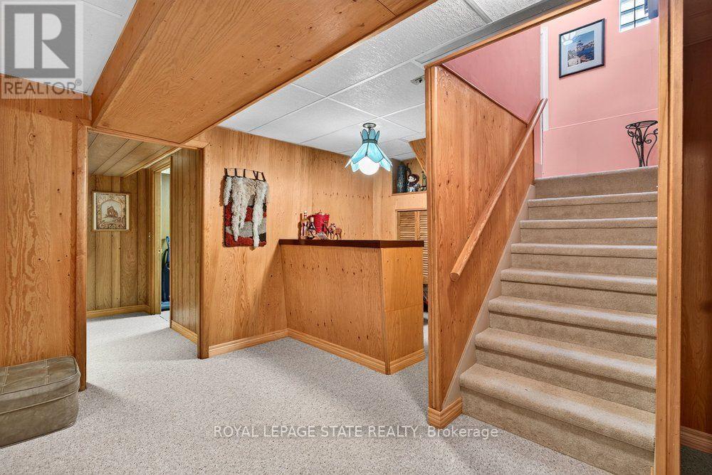 558 MOUNTAIN BROW BOULEVARD - 39