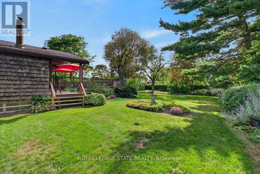 558 MOUNTAIN BROW BOULEVARD - 44