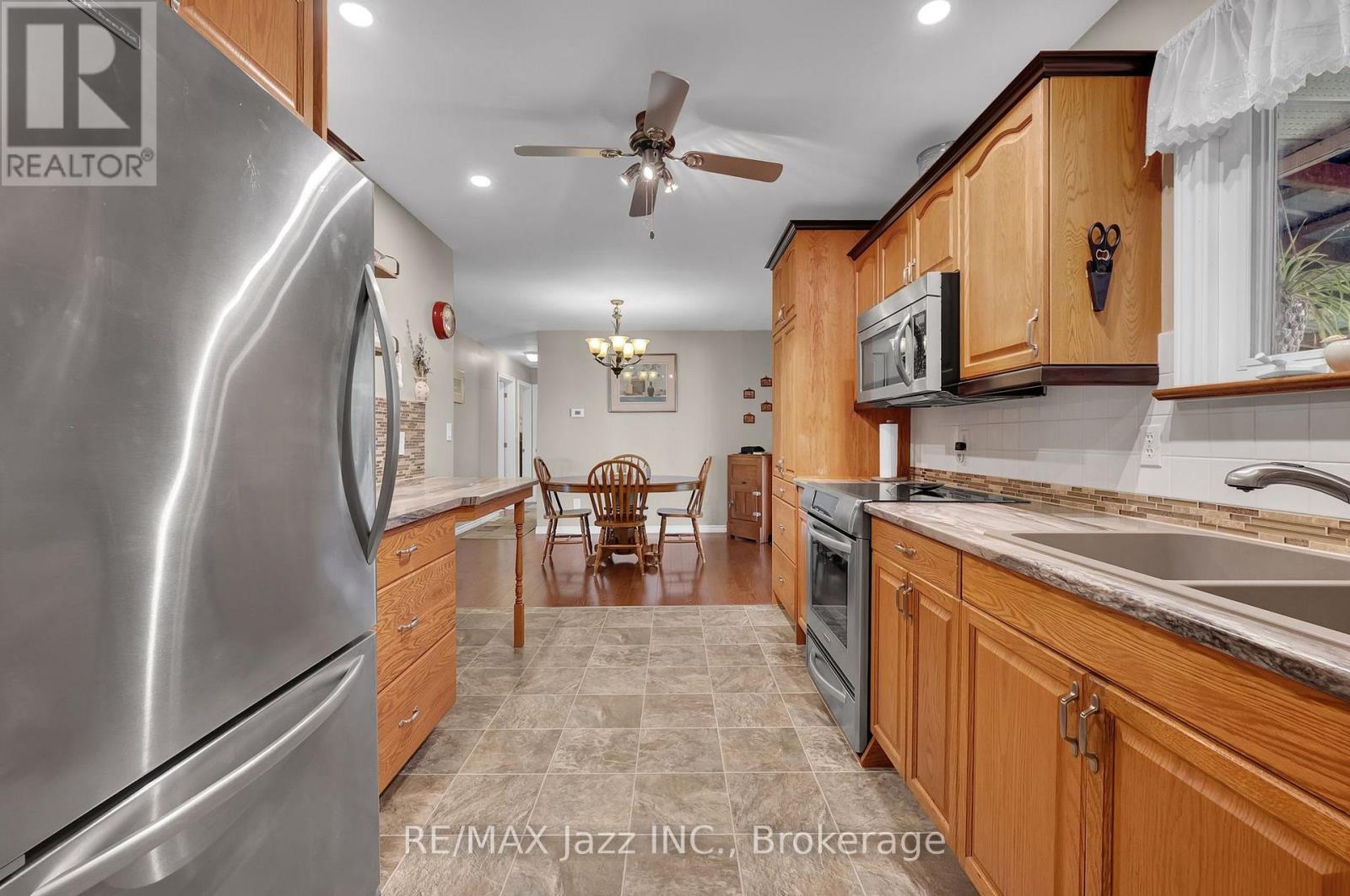 480 MURRAY STREET - 13