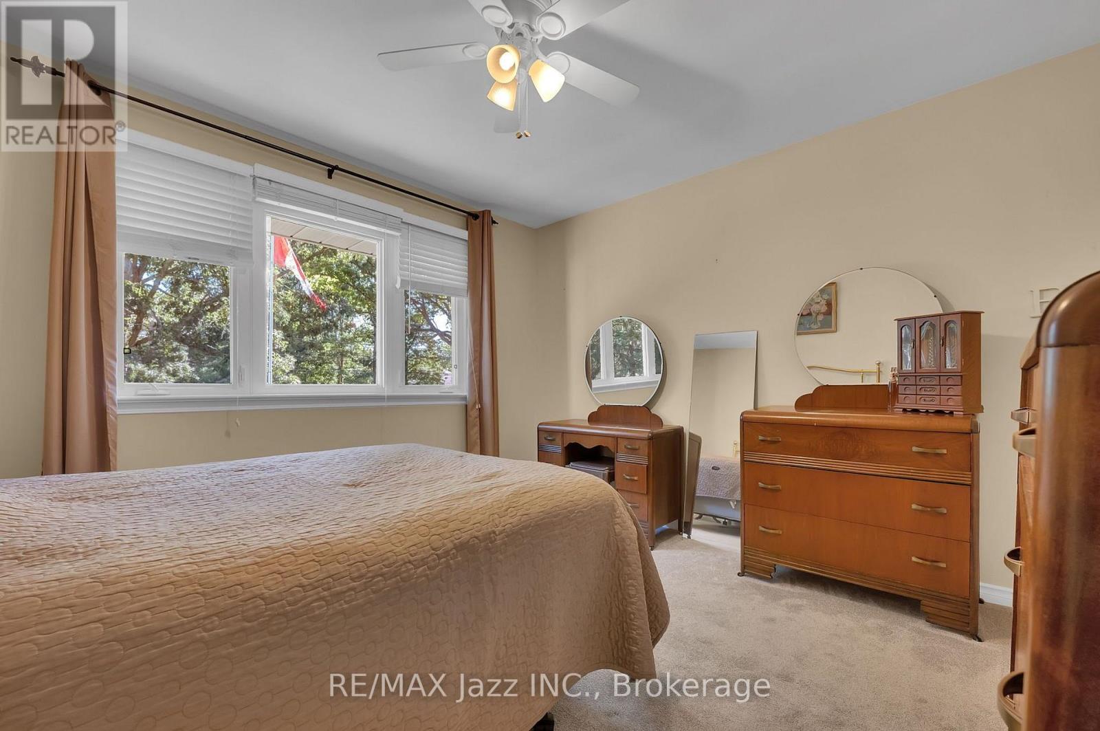 480 MURRAY STREET - Image 17