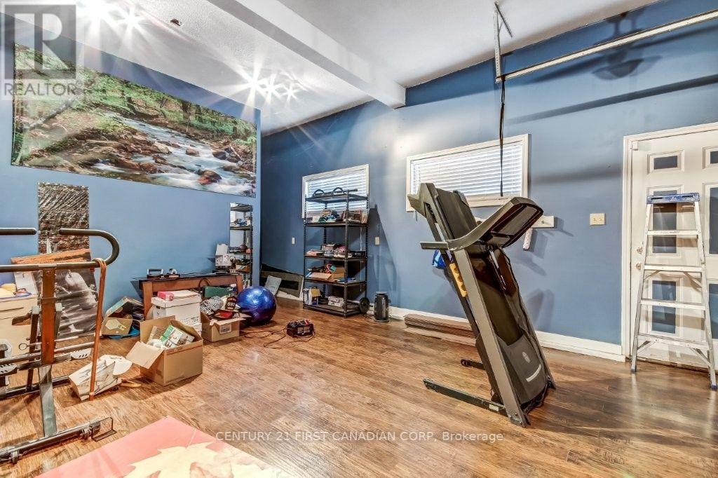 1806 PARKHURST AVENUE - Image 21