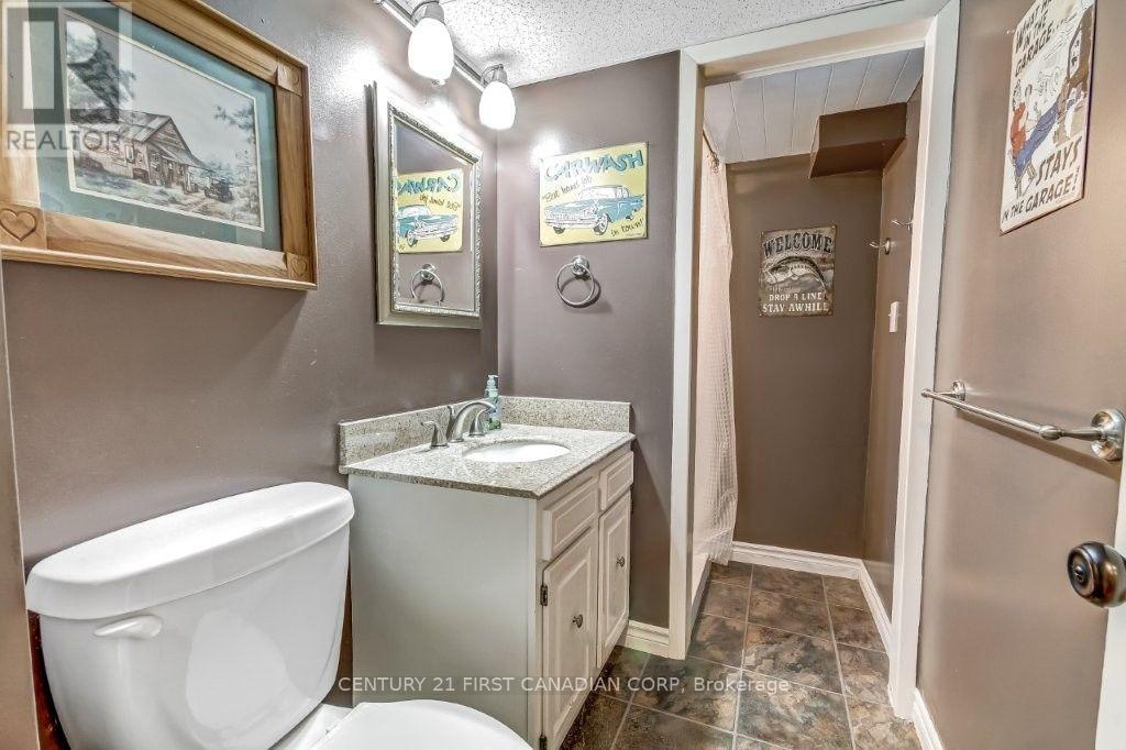 1806 PARKHURST AVENUE - Image 26