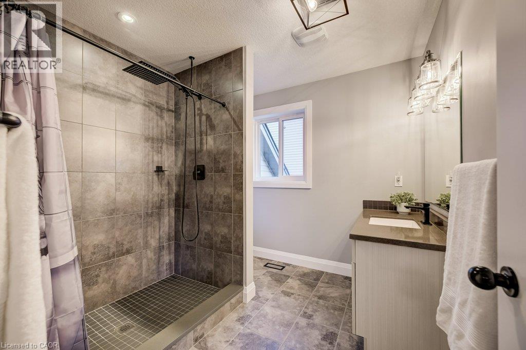 53 MARRIOTT Place - 22