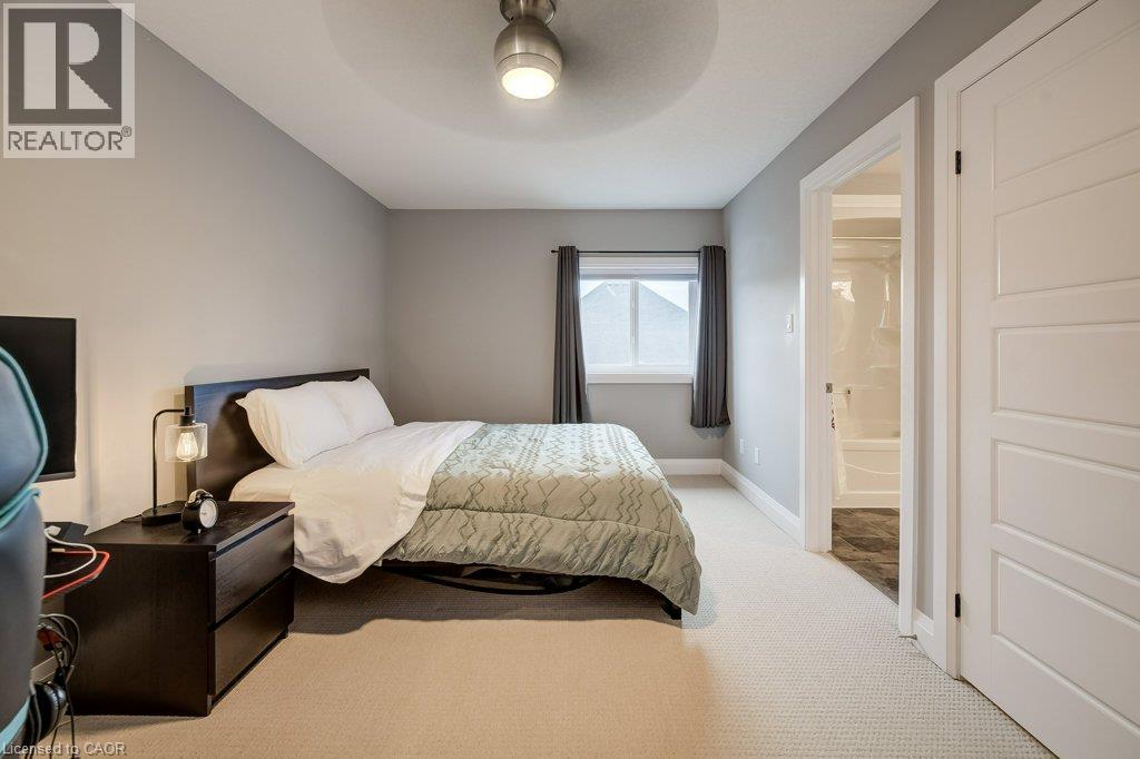 53 MARRIOTT Place - 24
