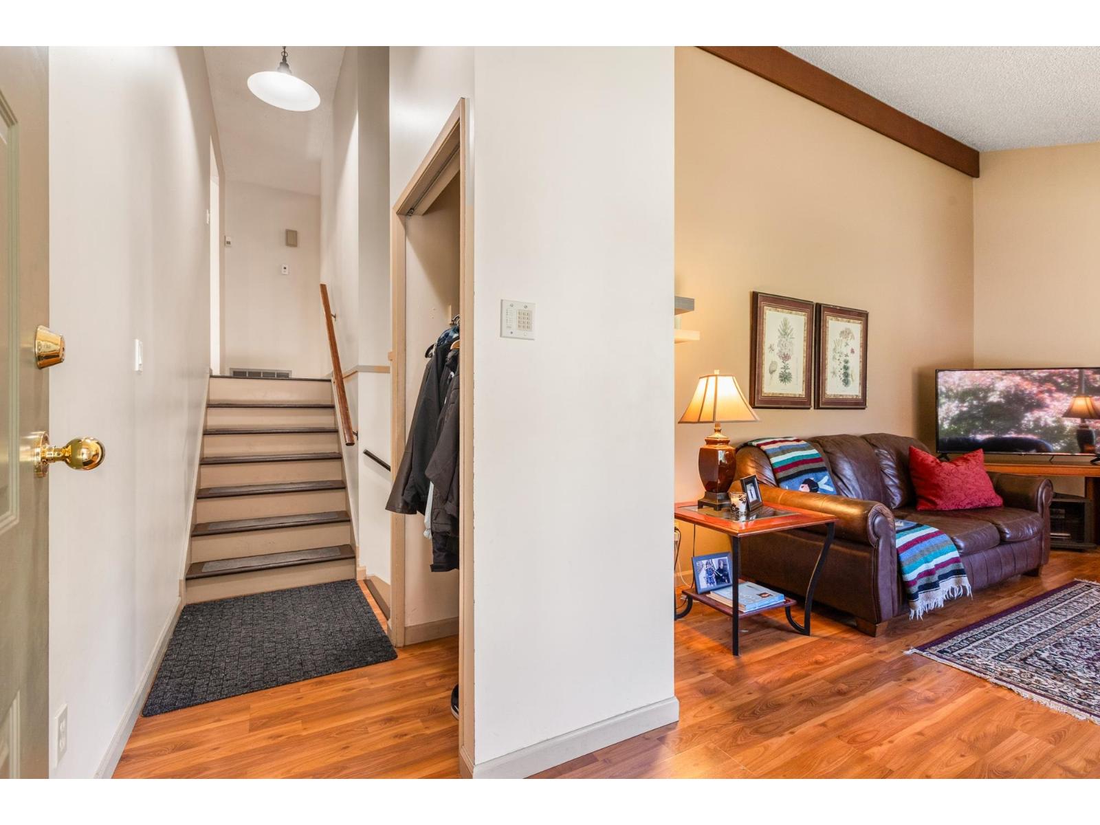 10264 MAIN STREET, Delta — photo 4