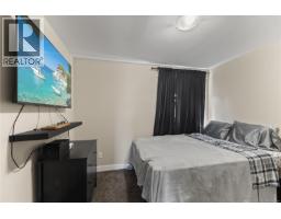 1942 Bear Pl, Campbell River, BC V9H1R3 Photo 18