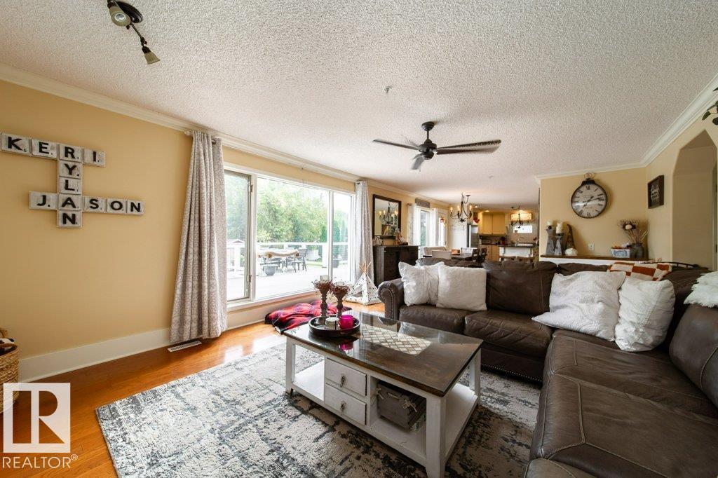 5-26106 TWP ROAD 532A - 14