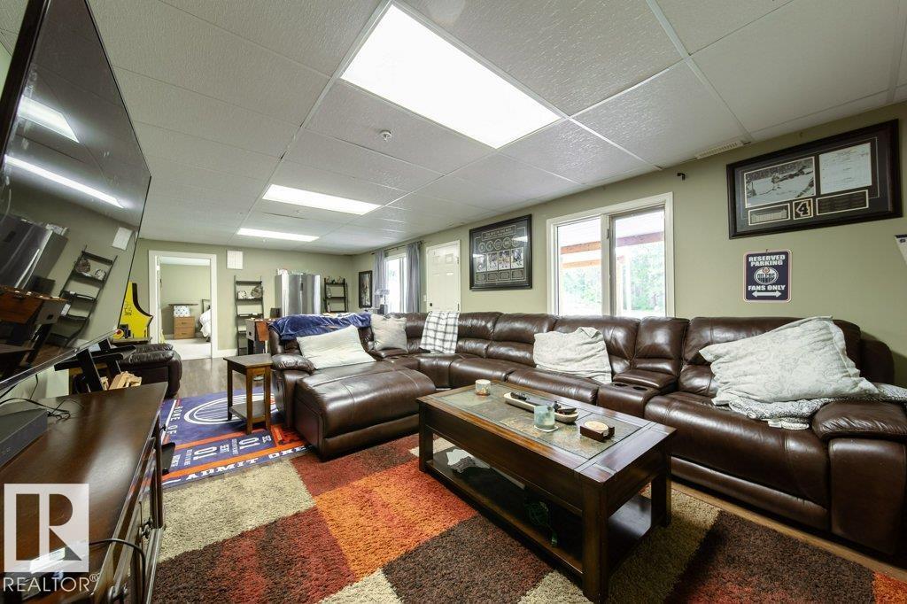 5-26106 TWP ROAD 532A - 58