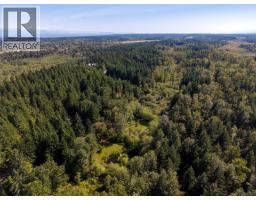 4026 Macaulay Rd, Black Creek, BC V9J1C8 Photo 19
