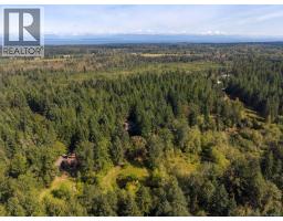 4026 Macaulay Rd, Black Creek, BC V9J1C8 Photo 20