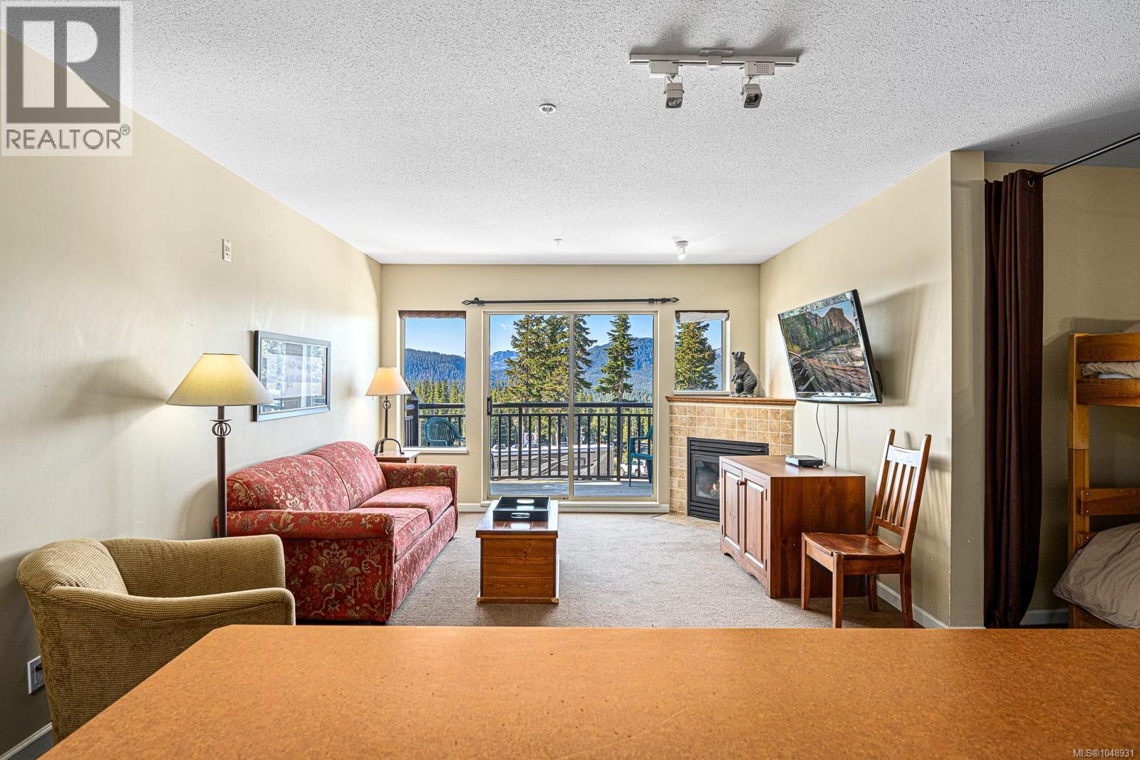 #215 1280 Alpine Rd - Image 4