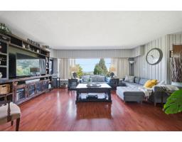 12222 100 Avenue, Surrey, BC V3V2X1 Photo 9