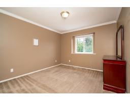 15445 109a Avenue, Surrey, BC V3R0X6 Photo 17